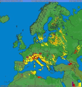 This image from lightningmaps.org is produced for Friday 13th and confirms that the cloud development did indeed contain a great deal of lightning (light in yellow, heavy in red). Somehow the media and the MetOffice forgot to report this event. It was the biggest Climate Experiment ever recorded...shame on them